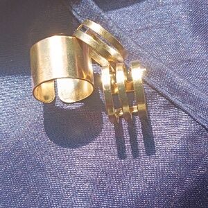 Gold Rings  trendy NWT